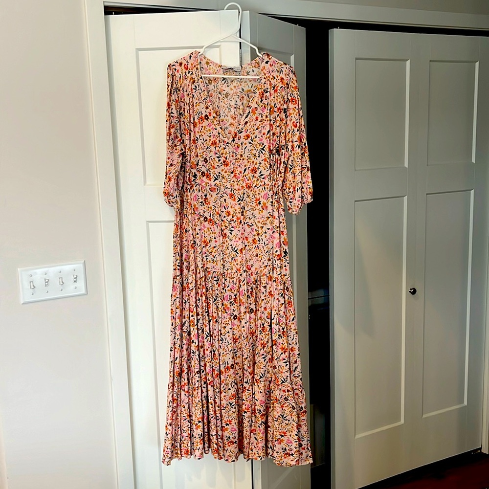 Floral maxi dress new with tags